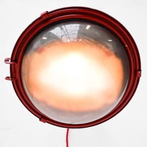Red wall light anciellitude