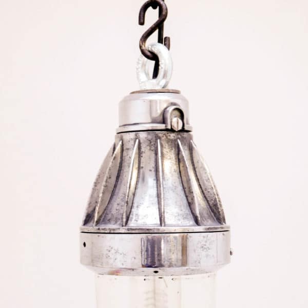 Ceiling lamp with vanes anciellitude
