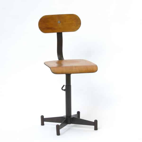 Adjustable workshop chair anciellitude