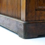 Ancien meuble de notaire à rideaux anciellitude