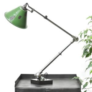 Articulated Desk Lamp anciellitude