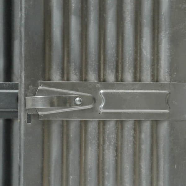 Locker « Strafor » 3 Corrugated Doors Anciellitude
