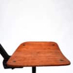 Ancienne chaise d’atelier Biénaise basse. anciellitude
