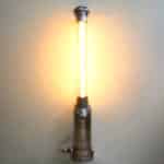 Vintage Industrial Fluorescent Light « Stand Up » – Small Size anciellitude