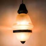 Paire de grandes suspensions industrielles – Milieu du XXe siècle anciellitude Paire de grandes suspensions industrielles – Milieu du XXe siècle anciellitude