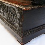 Banc-coffre français ancien en chêne sculpté – Style néo-Renaissance, XIXᵉ siècle anciellitude