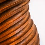 Paire de colonnes salomoniques en bois sculpté et doré – Italie, XVIIᵉ siècle anciellitude