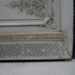 Élément de boiserie ancien en bois sculpté anciellitude