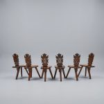 Suite de Six Chaises de Caractère en Noyer Sculpté – Style Néo-Renaissance, Circa 1900 anciellitude